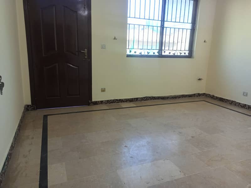 Beautiful upper portion house for rent 15