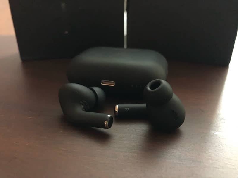 BEST QUALITY GURANTEED / AIRPODS PRO 2 MATT BLACK / ORIGINAL FUNCTIONS 3