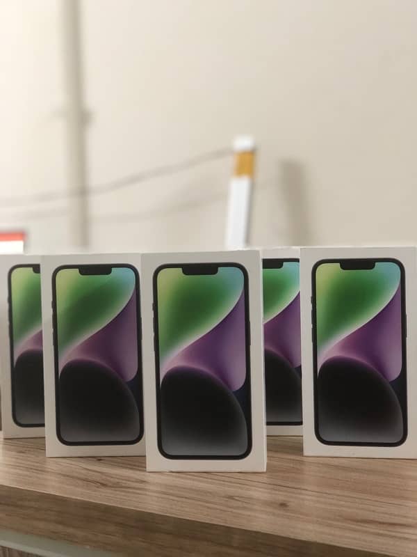 iphone 14 128gb j. v box pack midnight colour available! 0