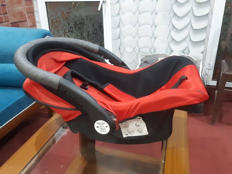 Baby carry cot/cradle/car seat-Red 5