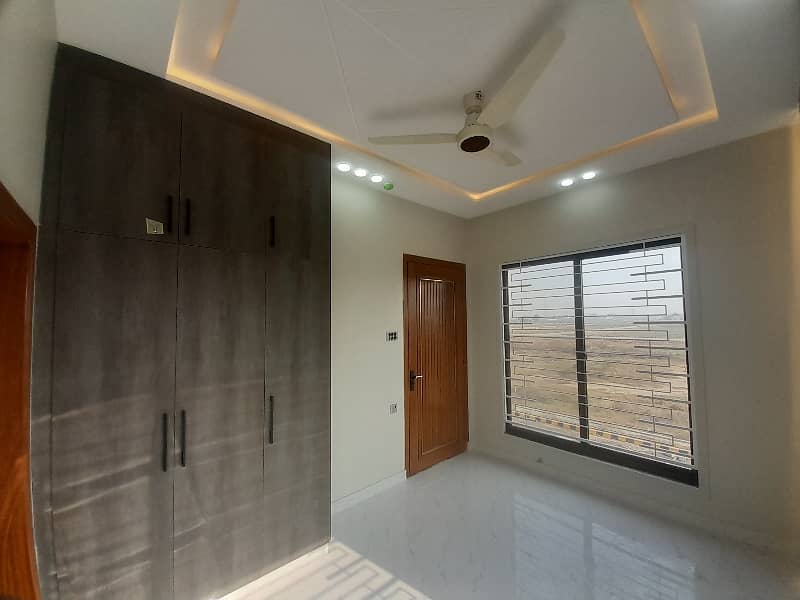 Corner House Spread Over 5 Marla In DHA Defence Available 36