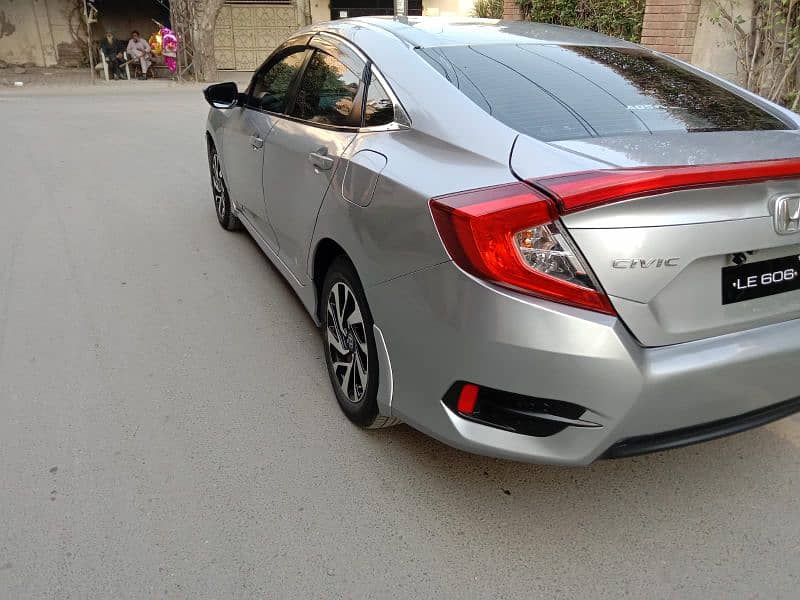 Honda Civic Oriel 2017 5