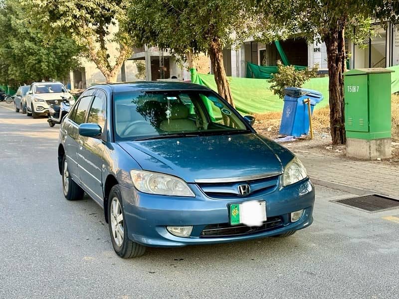 Honda Civic EXi 2005 1