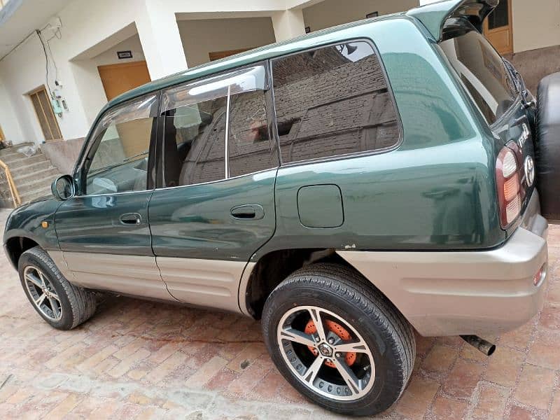 Toyota Rav4 1998 9