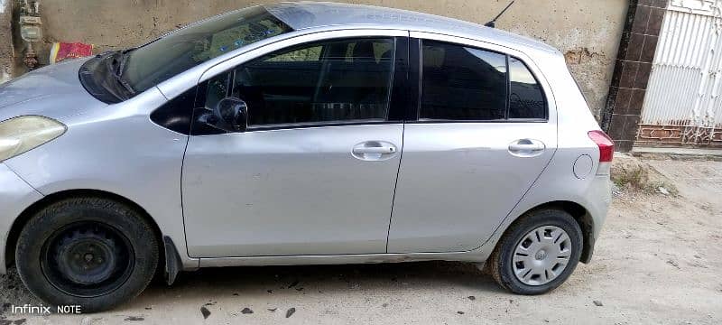 Toyota Vitz 2012 11