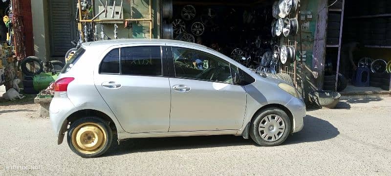 Toyota Vitz 2012 16