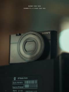 Sony Rx100 - Best Compact Size Camera for Images and Vloging