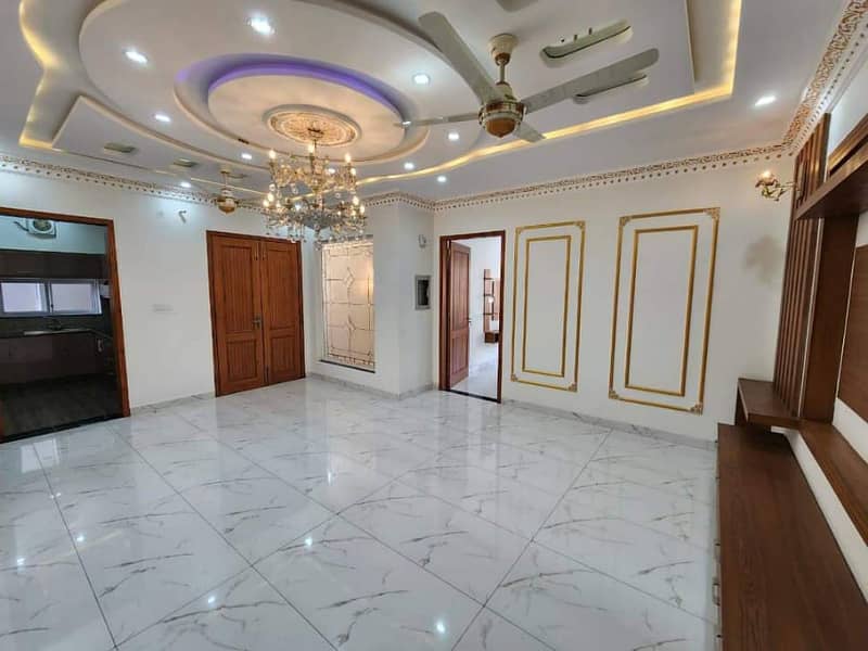 BRAND NEW 10 MARLA FULL HOUSE AVALIABLE FOR RENT SECTOR E BLOCK JINNAH RAFI BAHRIA TOWN LAHORE 4