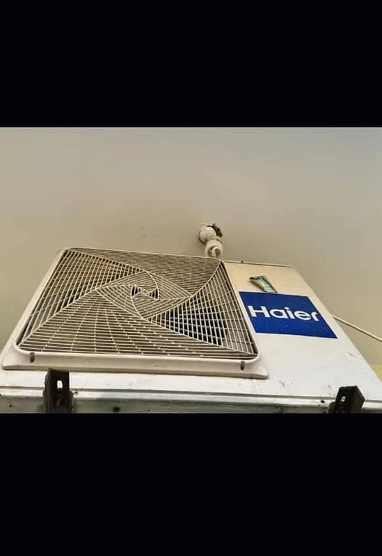 1.5 ton dc invertor Haier ac in good condition 0