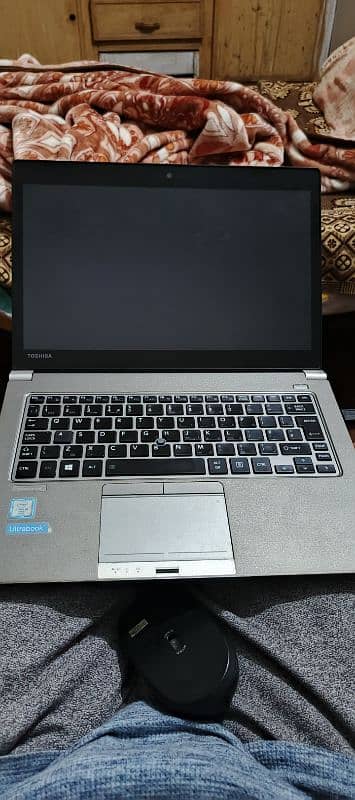 Toshiba Laptop touch n type