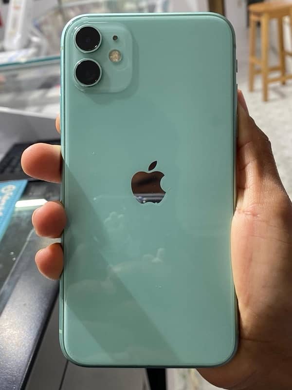 Iphone 11  64GB Pta Approved 0