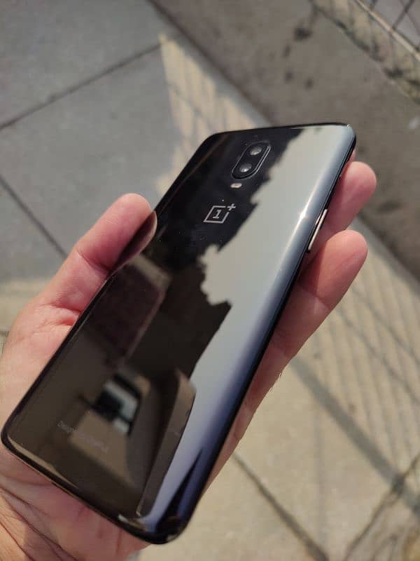 OnePlus 6t 8/128 3