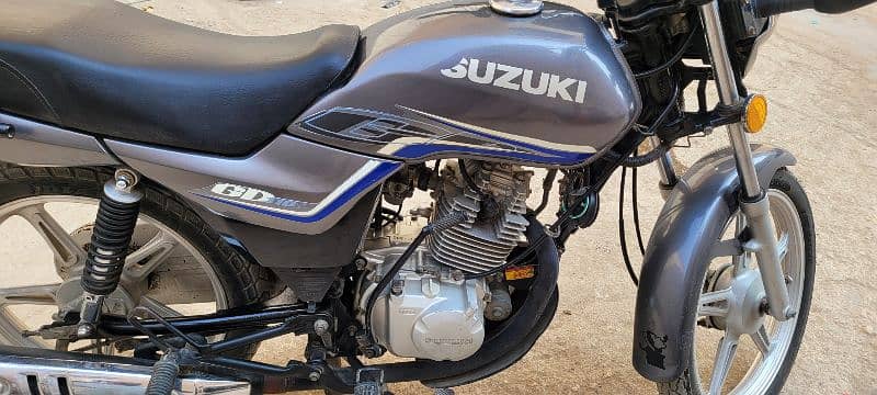 Suzuki 110 Karachi number first owner cplc clear 2