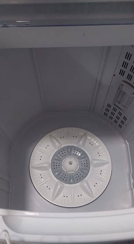 Washing Machine with separate dryer 1