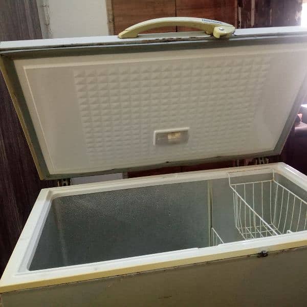 Dawlance Freezer for sale 6