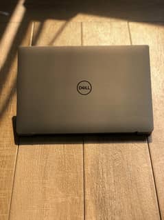 Dell latitude 7400 laptop (minor paper mark) i5 8th fattani computers