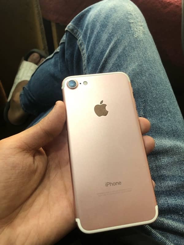 iphone 7 (126gb) 1