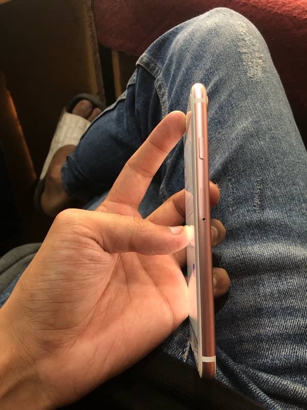 iphone 7 (126gb) 4