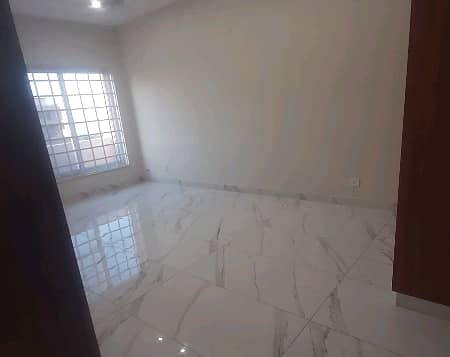 A 1 Kanal House Located In G-16/4 Is Available For rent 0