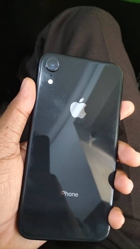 iphone Xr 64 gb all okay 94% 10/10 2