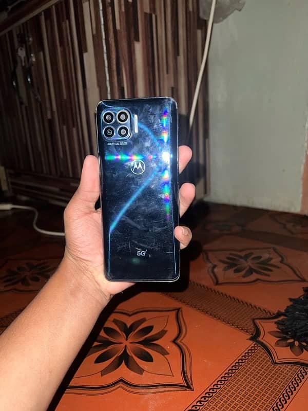 moto one 5g 1