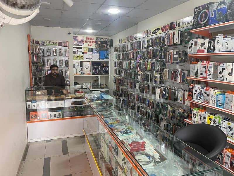 Mobile shop Main Thokar Raiwind Road 15