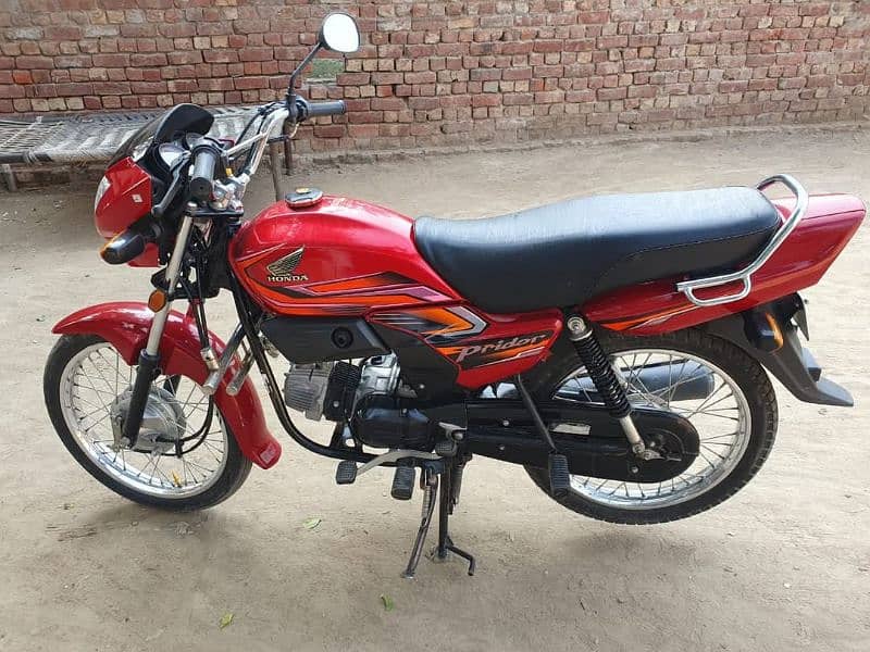 Honda pridor 100cc 1