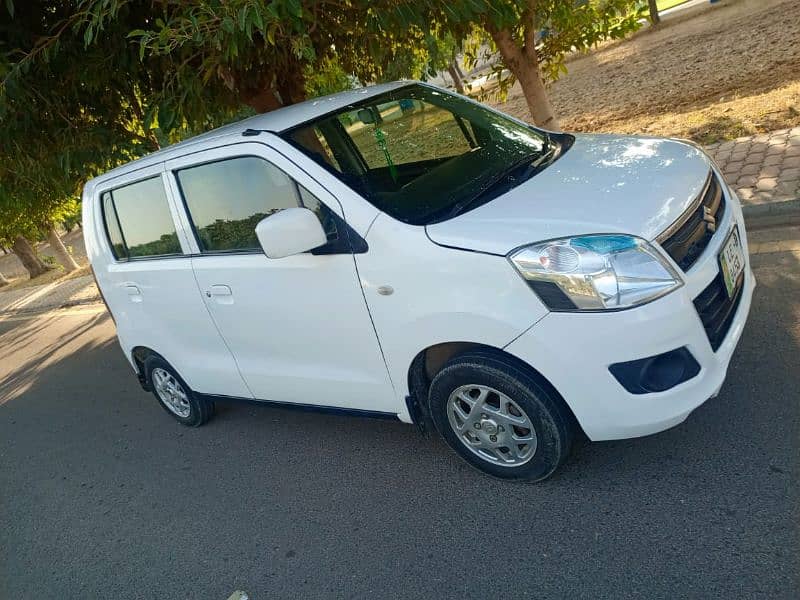 Suzuki Wagon R 2019 14