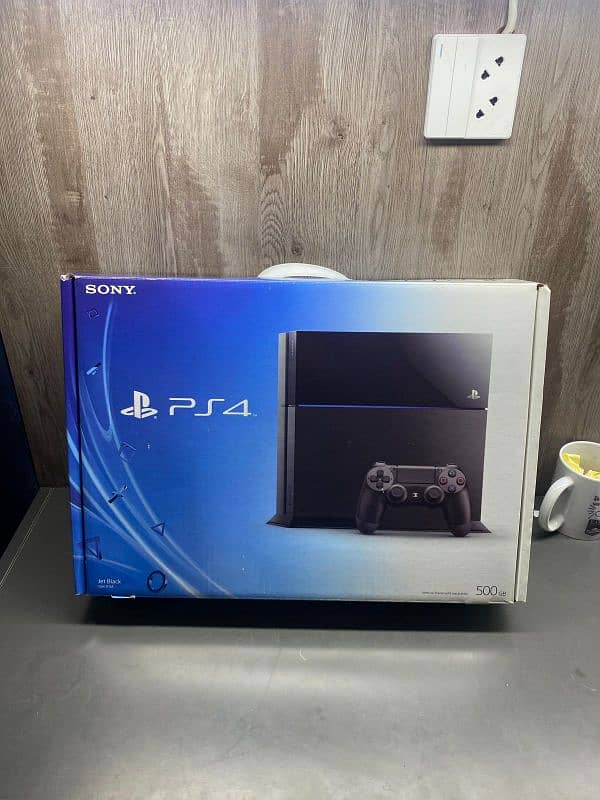 PS4 Best quality ( slightly used) 4