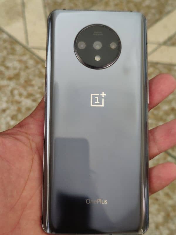 OnePlus 7t 8/128 0