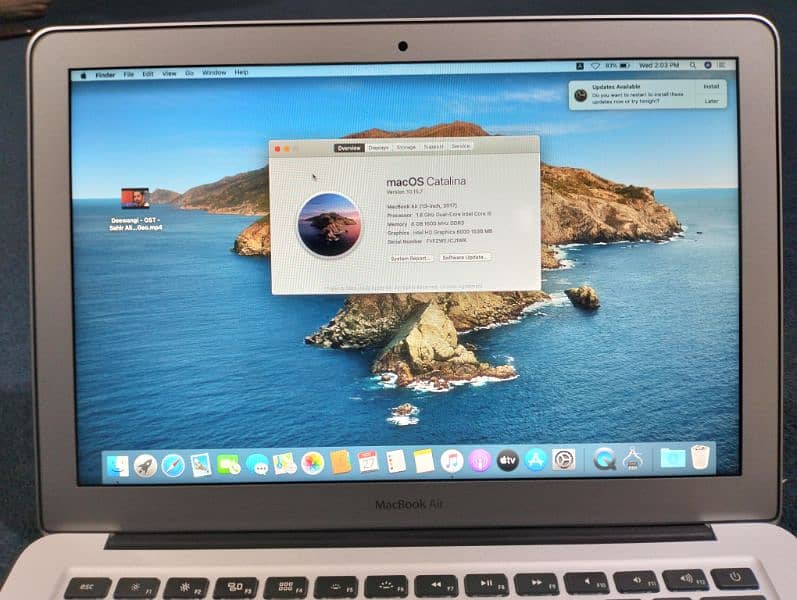 Apple MacBook Air 2017 13inch Core i5 8/128ssd 10/10 luch condition 1