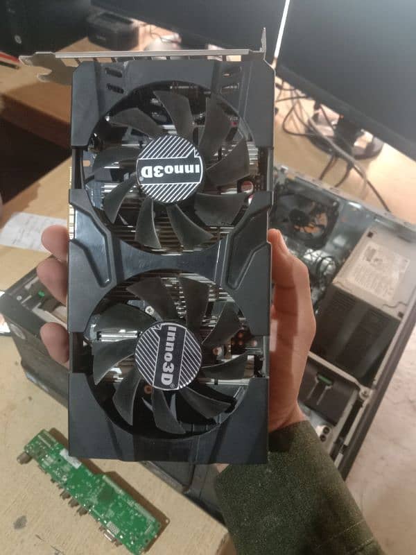 Gtx 1050 2GB DDR5 0