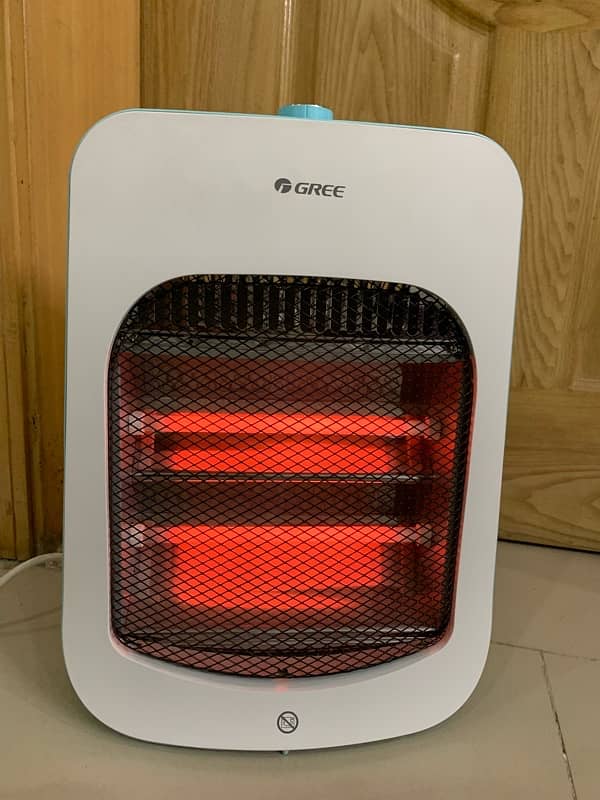 Gree Electric Heater like new with box 3