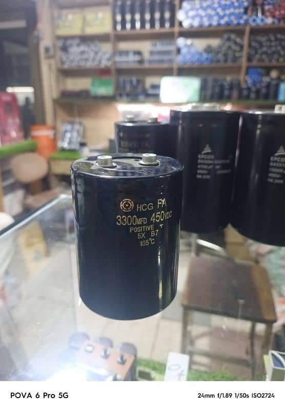 Capacitor 3300uf/450V 1