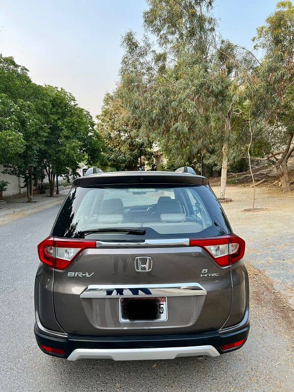 Honda BR-V 2018 EXCELLENT CONDITION 6