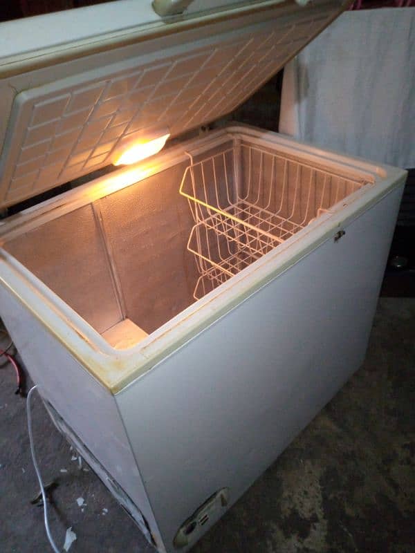 deep freezer for sale 35000 3