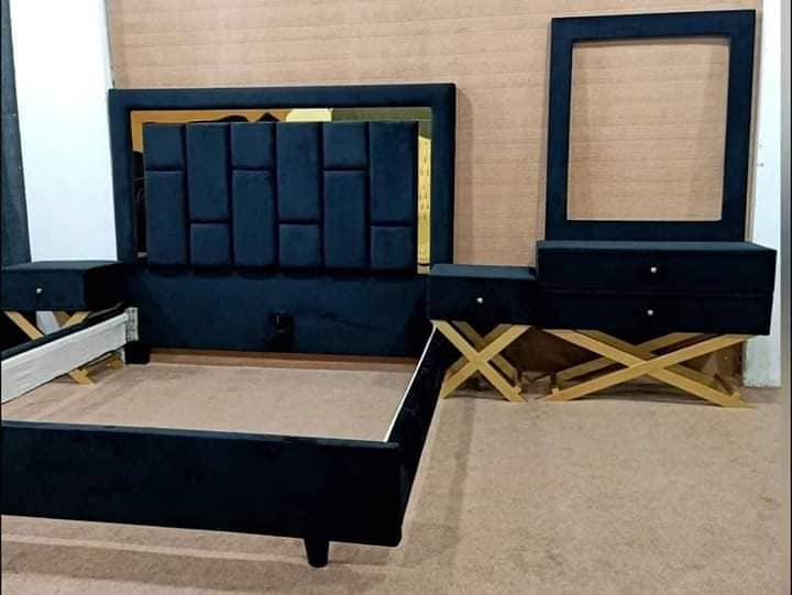 Bedset/Poshish Bed/King size bed/Double bed/Side table/Dressing table 4