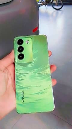 vivo y100