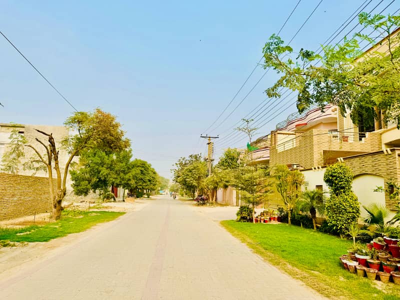 1 Kanal Plot For Sale On Main Boulevard Road Allama Iqbal Town Bahawalpur 1