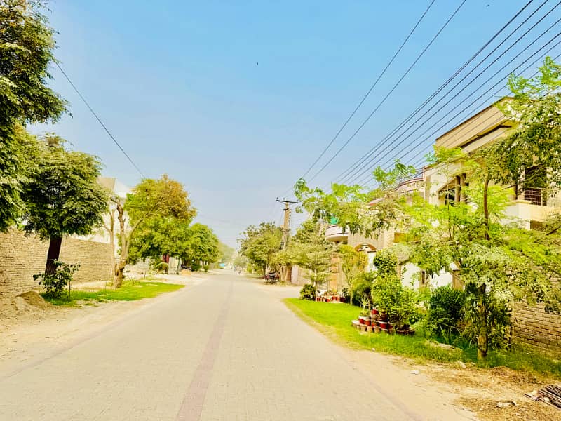 1 Kanal Plot For Sale On Main Boulevard Road Allama Iqbal Town Bahawalpur 3