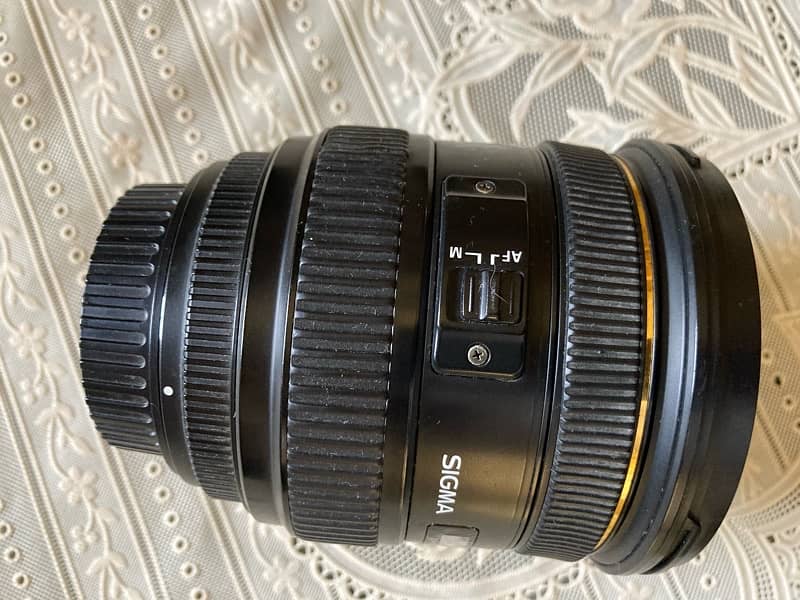 sigma 27-70mm F2.8 HSM for Canon 3