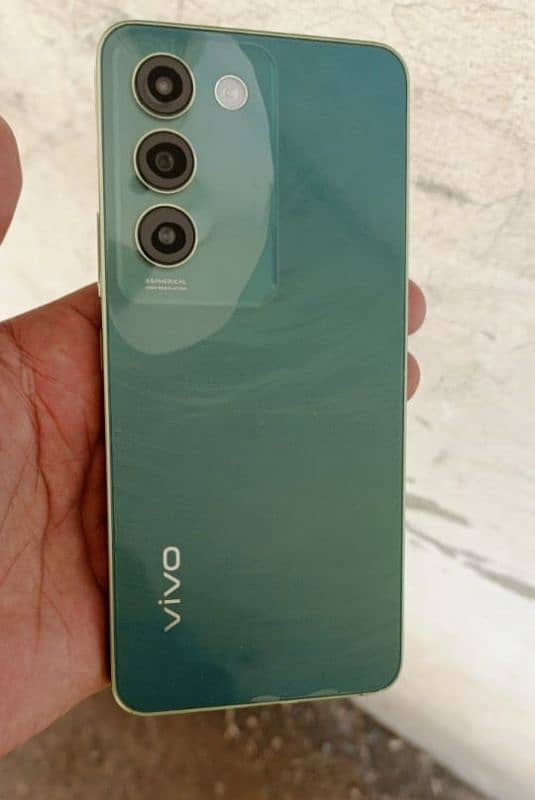 vivo y100 1