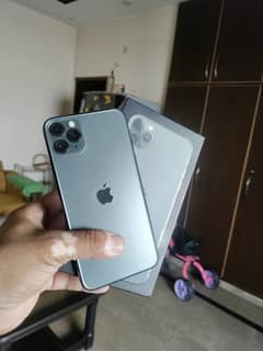 Iphone 11 pro max 256Gb 10/10 physical Duel Sim HK model