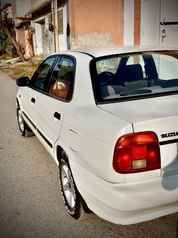 Suzuki Baleno 1999 4