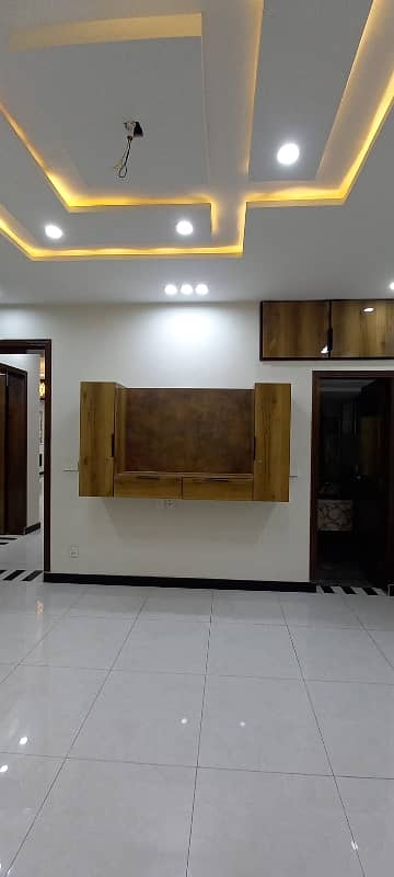 10 Marla Brand New House For Sale In Bahria Orchard Lahore 11