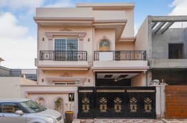 7.5 Marla Brand New Luxury House For SALE In Johar Town Phase 2