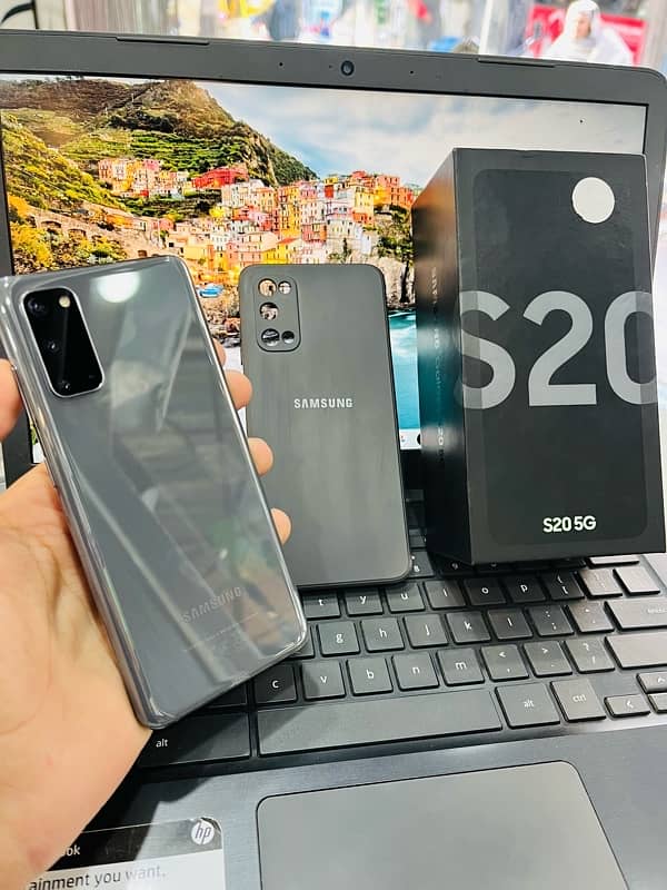 Samsung S20 Non pta 12/128 With box 0