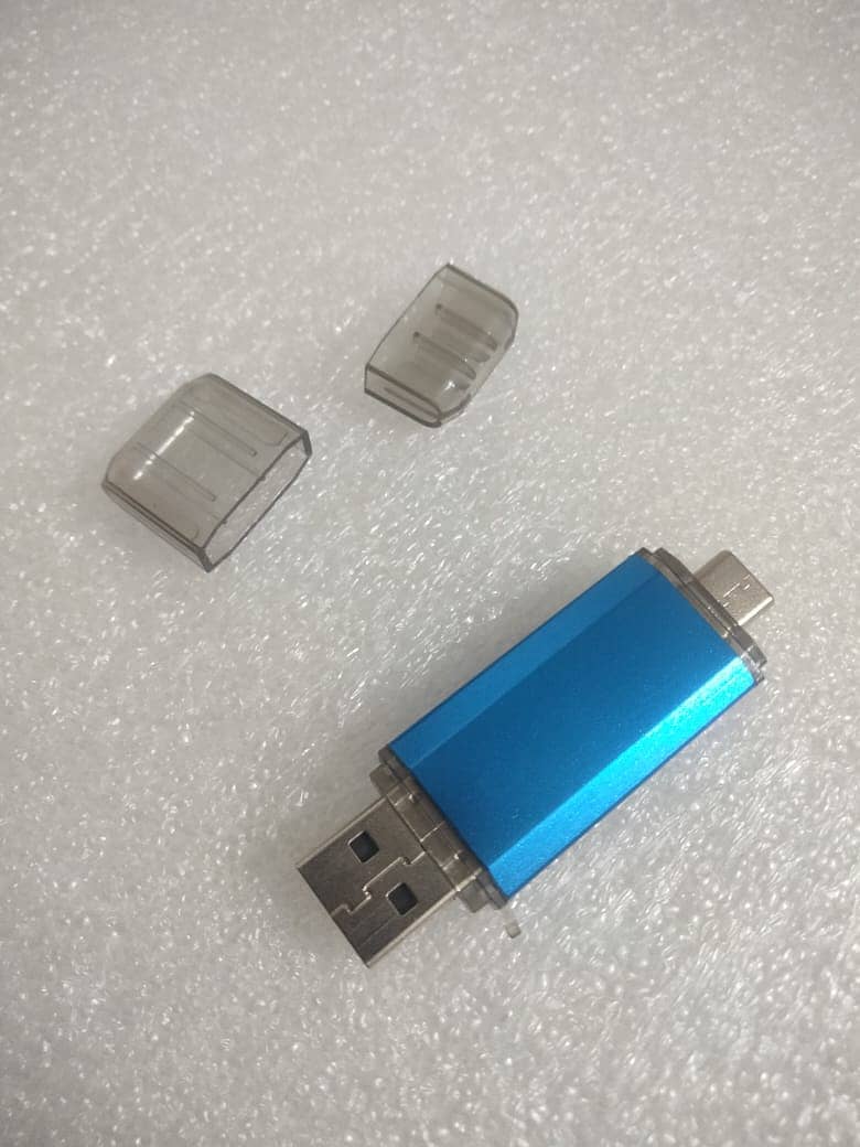 MicroSDive Dual-Port USB Drive - 128GB (Blue) 2