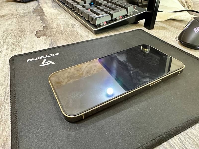 iPhone 14 Pro Max 256GB Golden (UAE Version) | Like New | Non-PTA 8