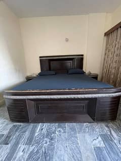 KING SIZE BED WITH SIDE TABLE AND DRESSING TABLE